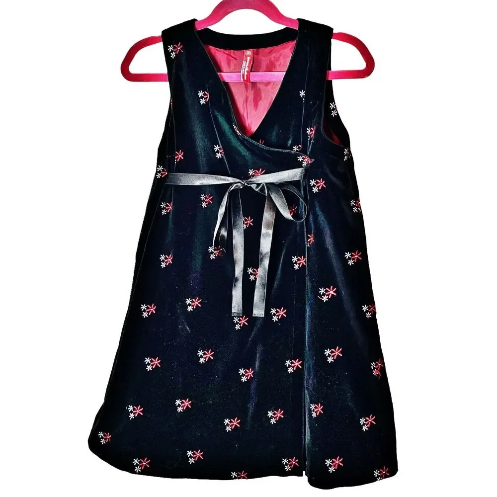 Hanna Andersson Black Velvet Embroidered Floral Wrap Pink Lined Dress Sz 5/110EU